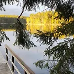 Quiet Lakeside Forest Escape Chalet Imatra