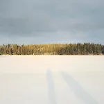 Chalet Quiet Lakeside Forest Escape