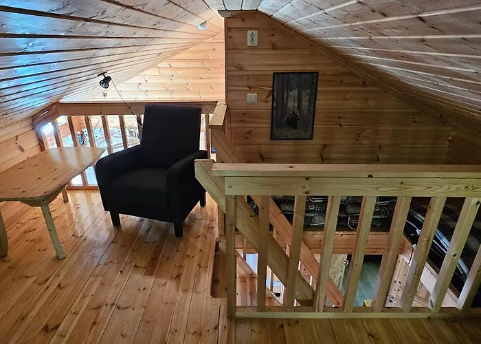 샬레 Quiet Lakeside Forest Escape 이마트라