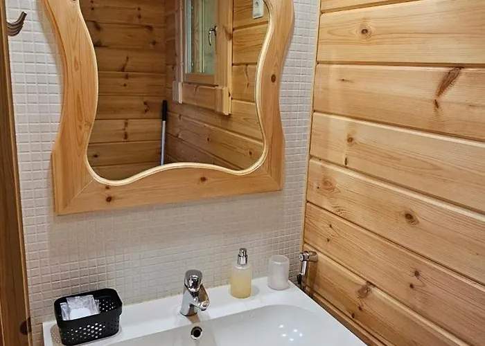 샬레 Quiet Lakeside Forest Escape *