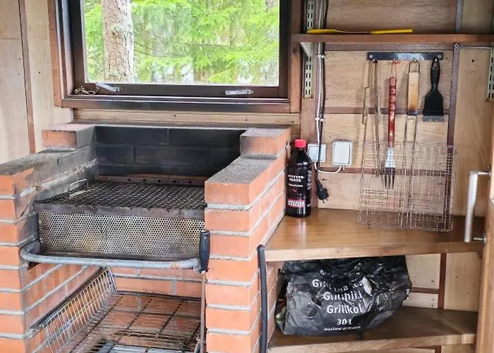 Quiet Lakeside Forest Escape 샬레 *